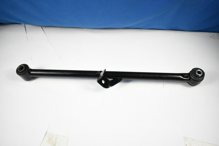 CHERY РЫЧАГ ПОДВЕСКИ T112919040 EAN:2000415379997